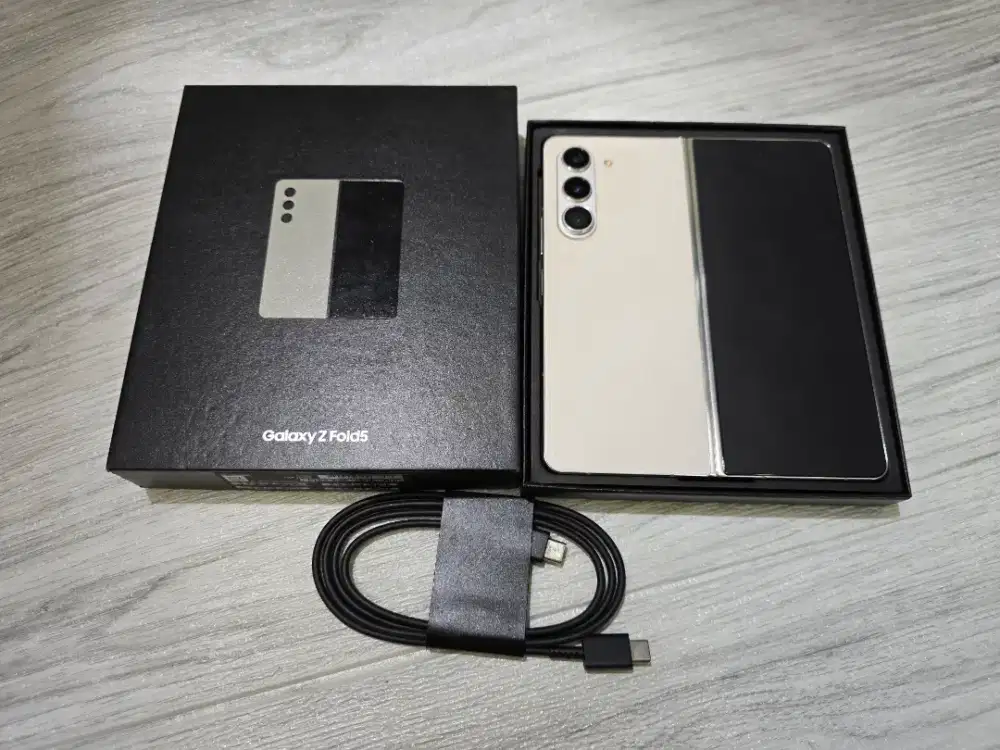 SAMSUNG Z FOLD 5 12/512GB CREAM RESMI