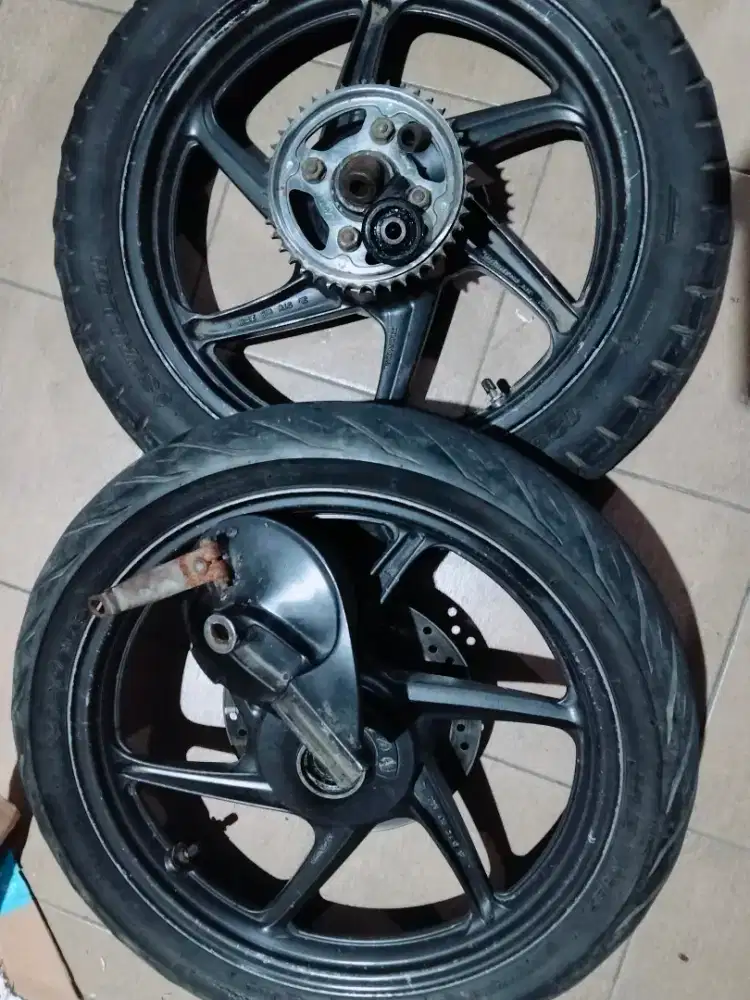 Velk set ban Honda Verza
