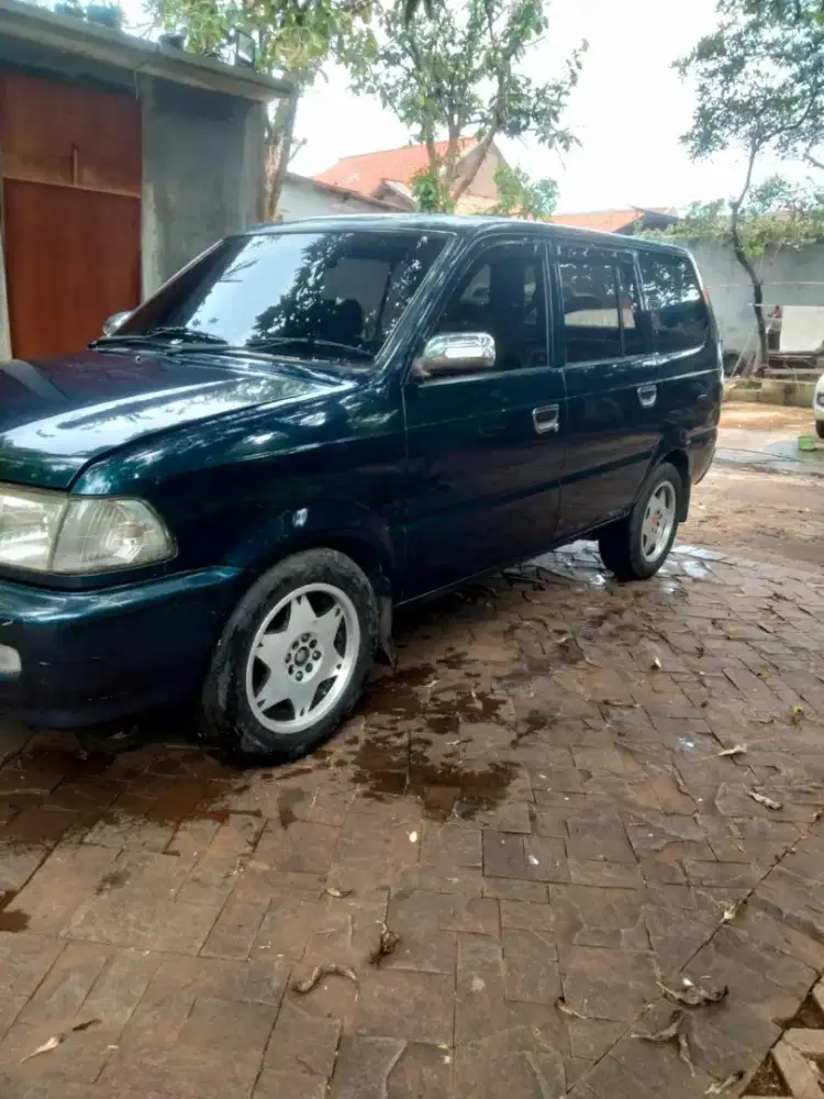 Toyota kijang kapsul LSX 2001