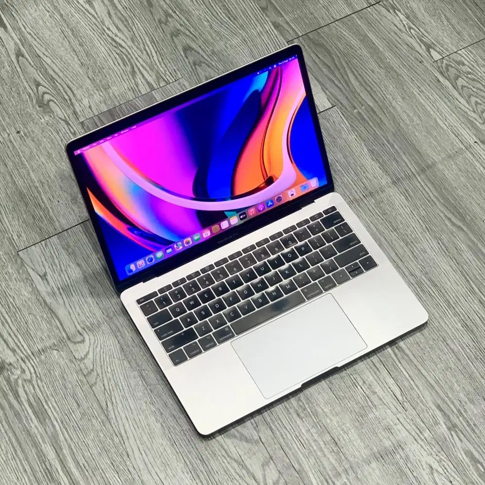 MACBOOK PRO 2017 8GB/512GB MURAH