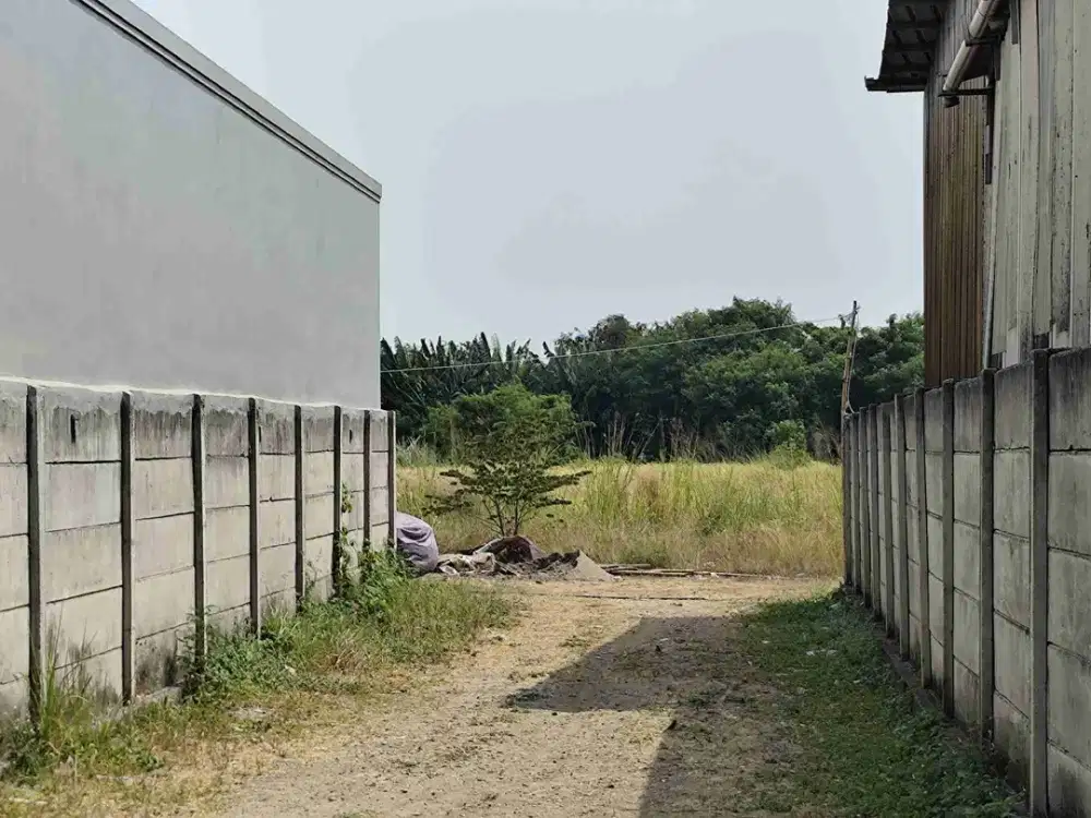 Tanah Industri Jl Utama Buni Asih Cikarang LT 17590 m2 SHM 38 M