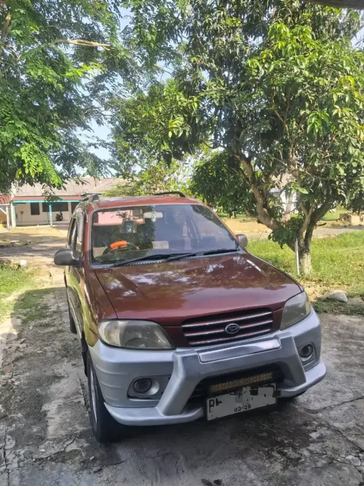 MOBIL DAIHATSU TARUNA CSX EFI