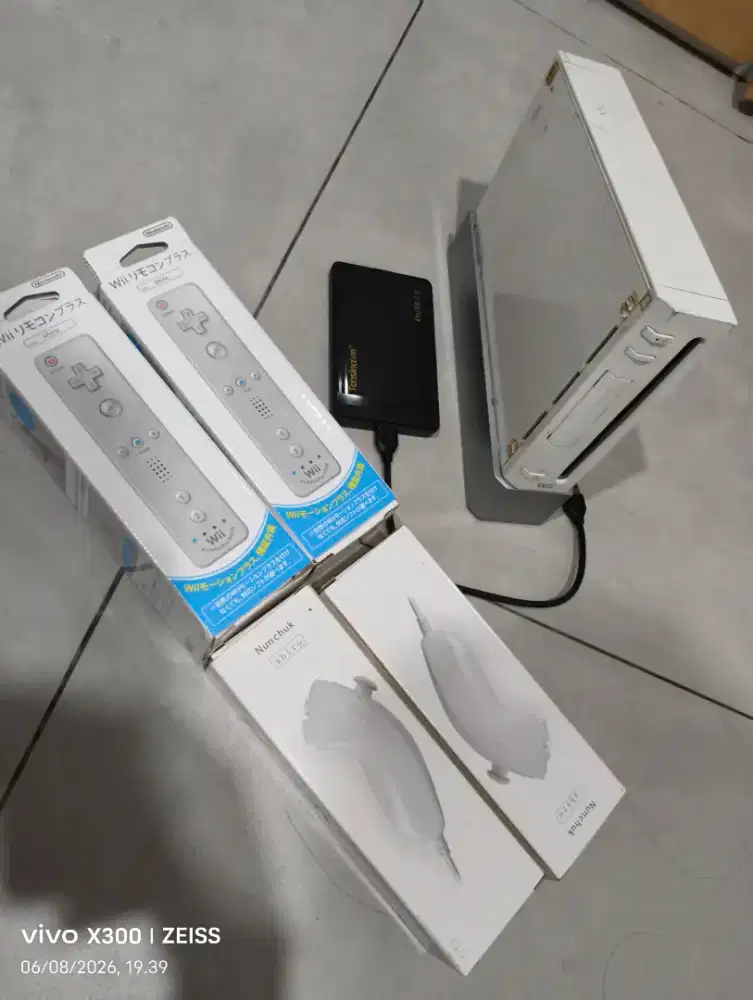 Nintendo wii Non Refurbish Preloved