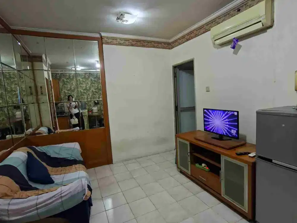 Apartemen Mediterania Gajah Mada 2 Bedrooms, Rapih, Full Furnished.