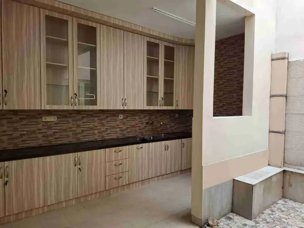 Dijual Rumah Cluster Amerika 8x18 Green Lake City