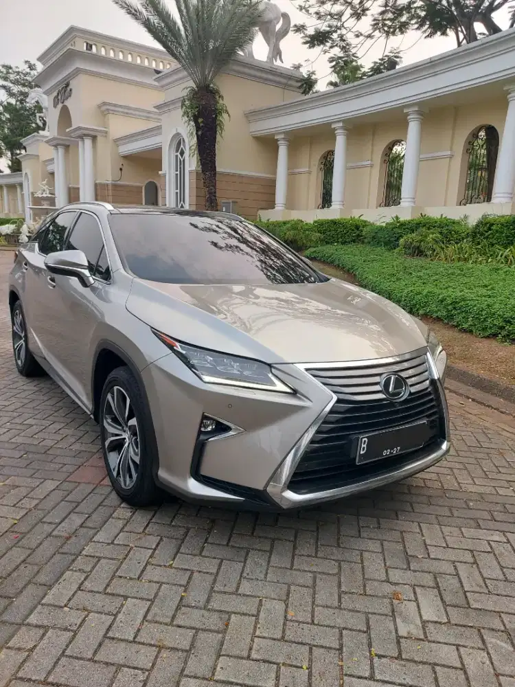 Lexus RX200T luxury 2016