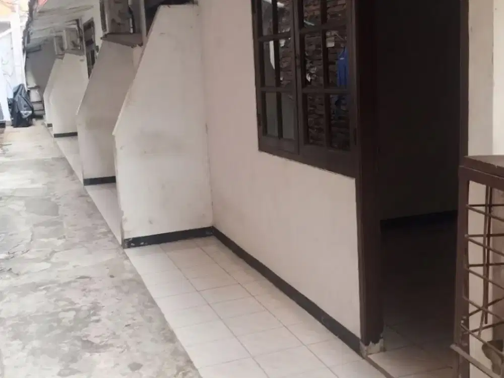 Rumah Kontrakan 2 KT Di Kemanggisan Kebon Jeruk Jakarta Barat