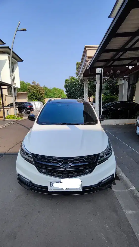 Wuling cortez 2022 t lux sunroof captain seat