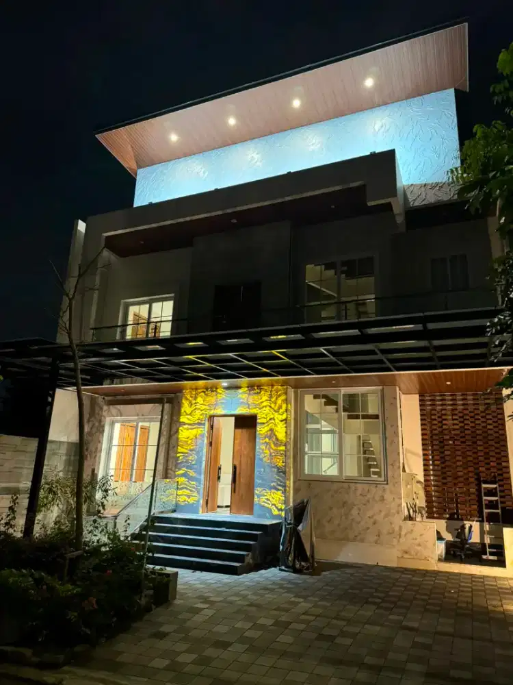 RUMAH MEWAH 4 LANTAI CITRA GRAND SAMBIROTO