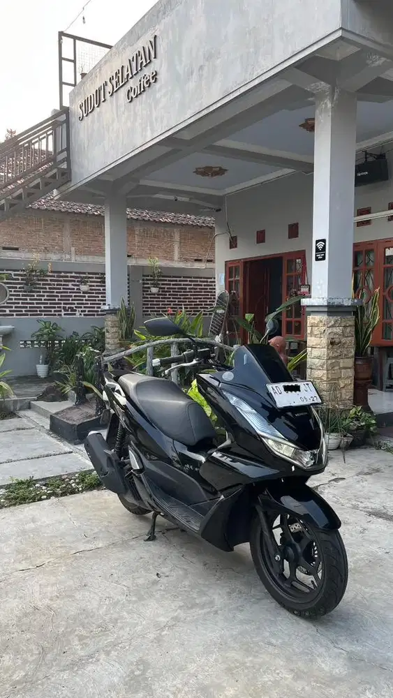 PCX 2022 160cc, ABS, tangan pertama