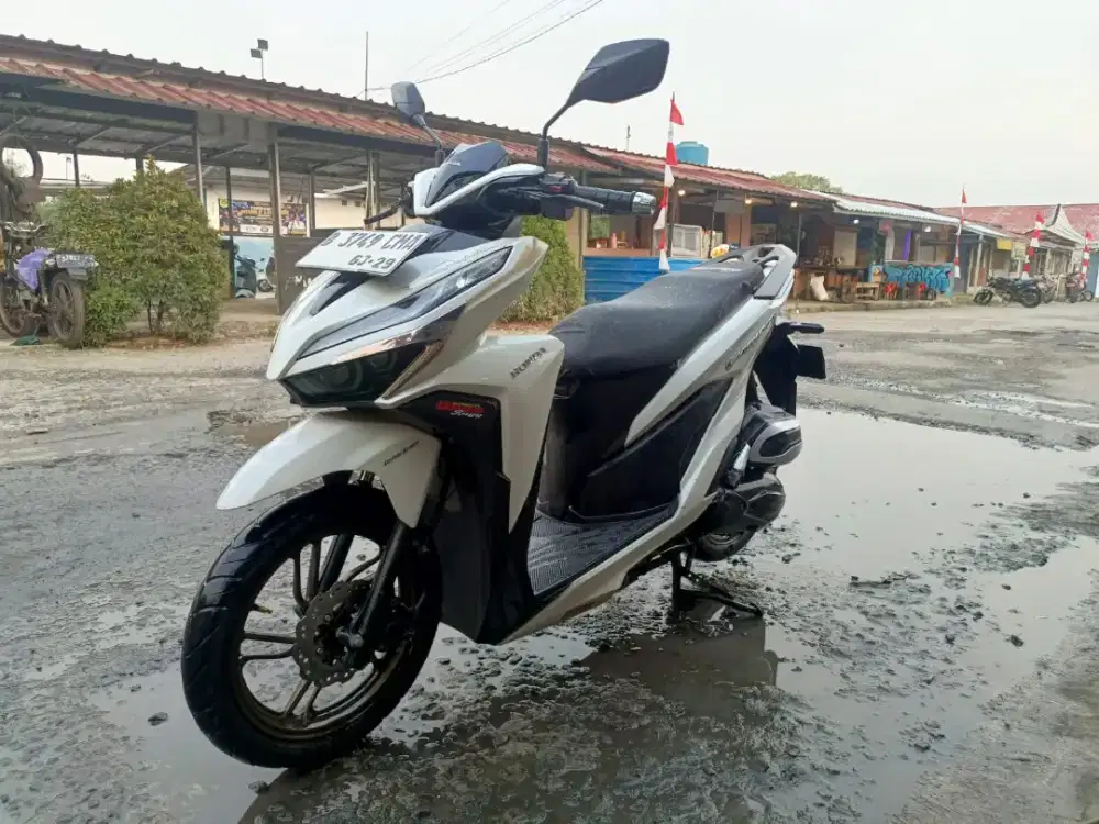 Honda Vario Techno 150 keyles thn 2019 cw putih original mesin bagus