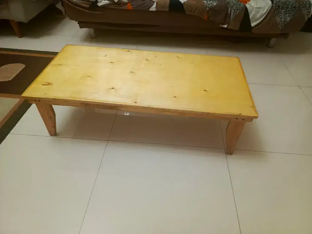 Meja untuk PS, lesehan