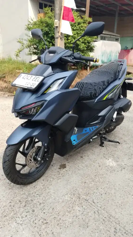 LM1 : GRESS SEPERTI BARU VARIO 160 CBS 2025 B DEPOK