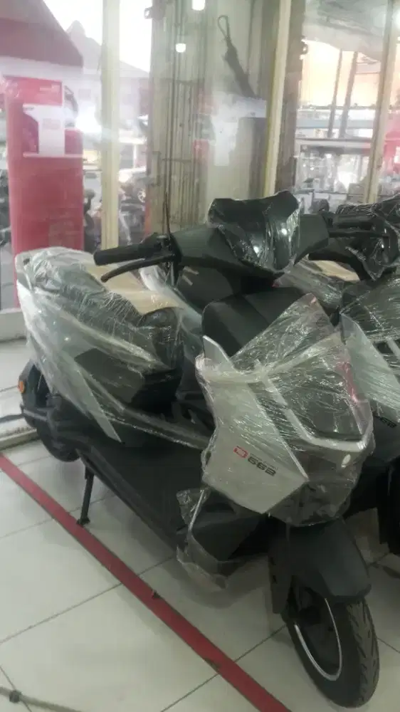 Sepeda listrik Uwinfly D66B