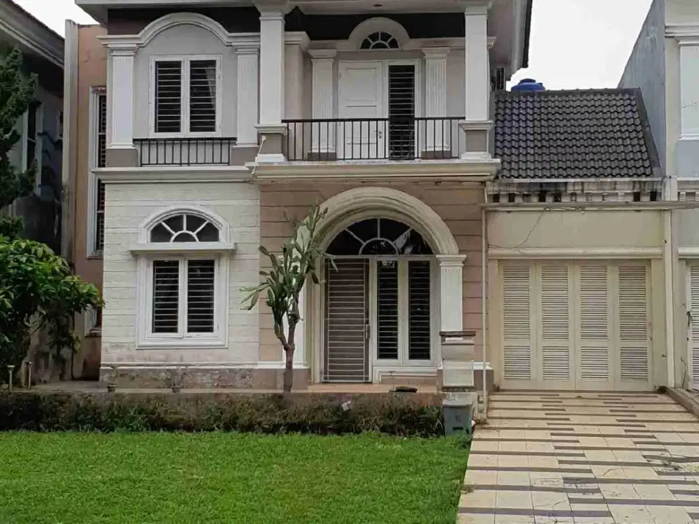 Rumah Luas Ada Backyard Di Serenade Lake Gading Serpong