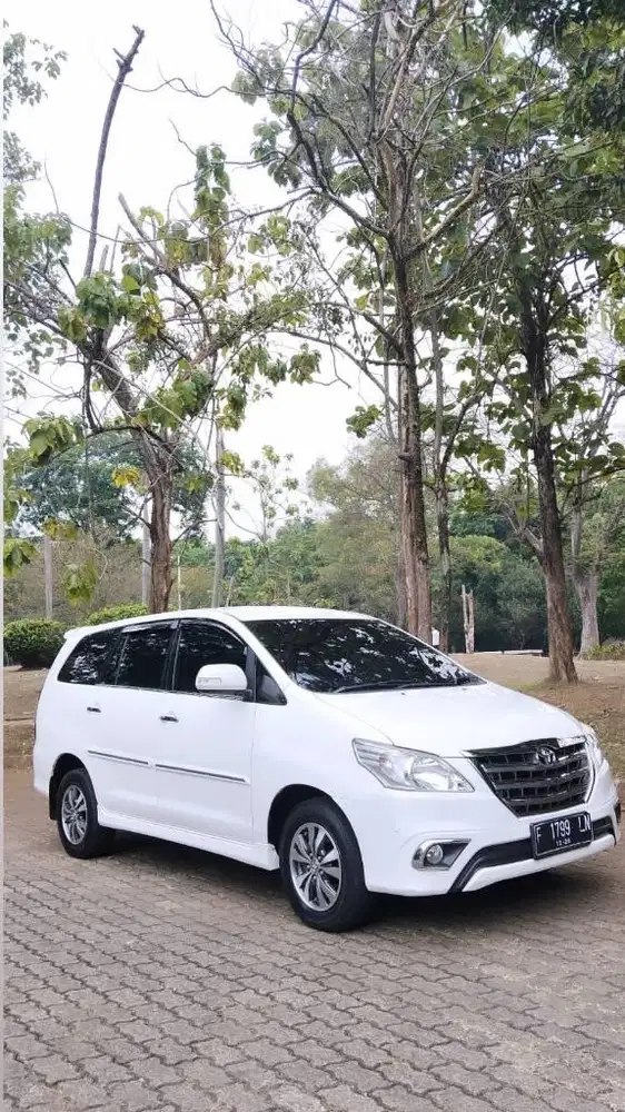KIJANG INNOVA 2.0 V MANUAL 2015