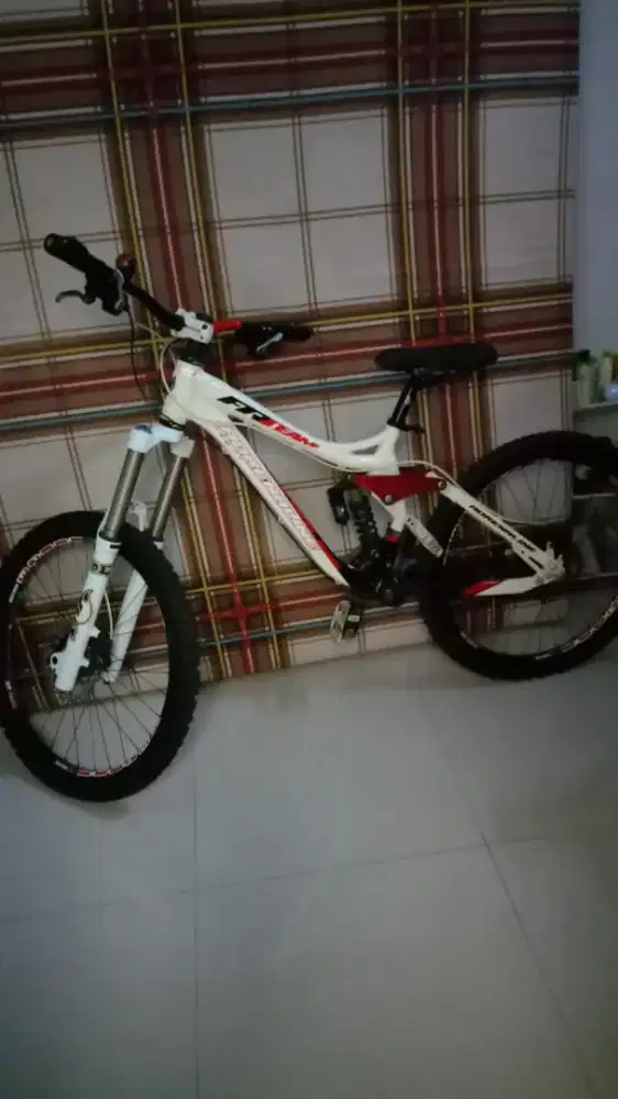 Di jual sepeda ardenaline