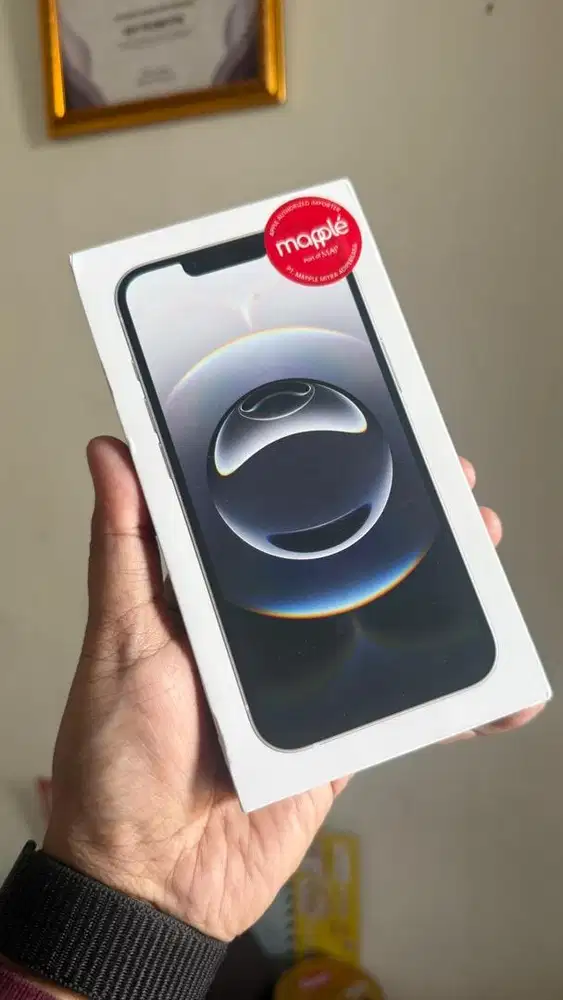 iPhone 16e 128gb iBox / Digimap Resmi Indonesia