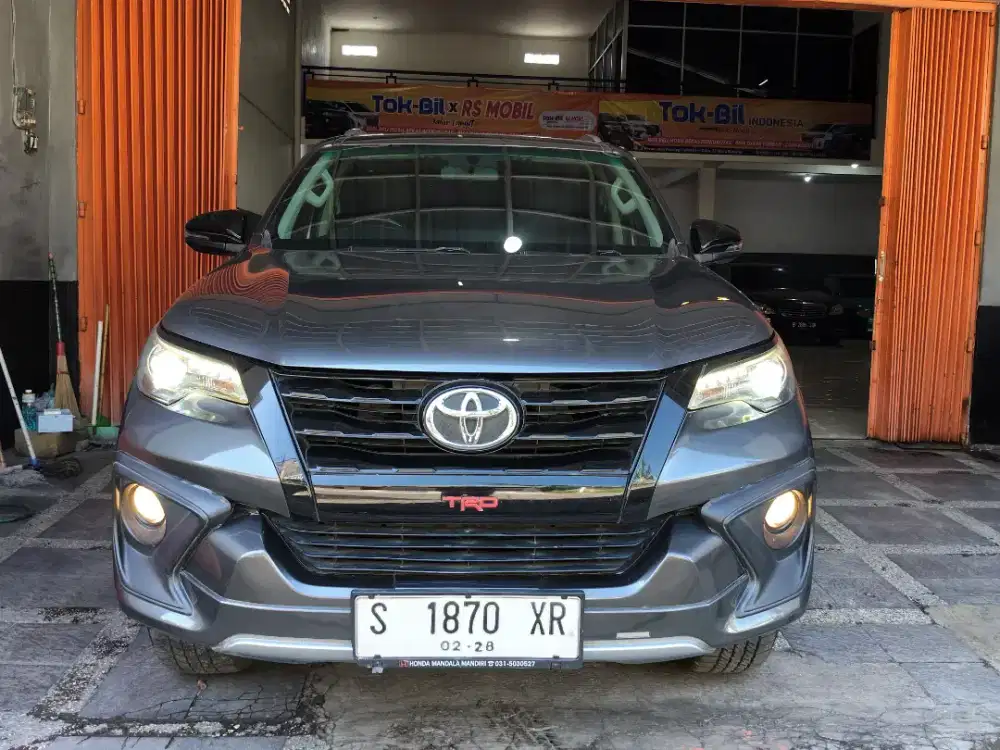 Toyota Fortuner VRZ TRD Diesel at 2017
