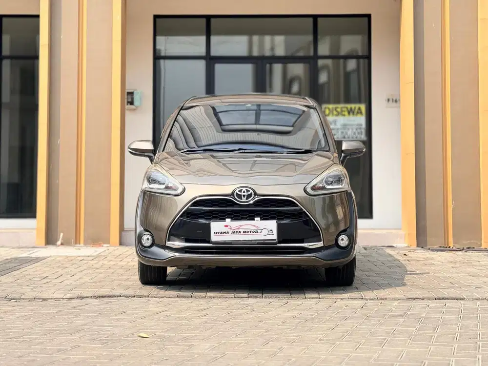 Toyota Sienta Q at 2017