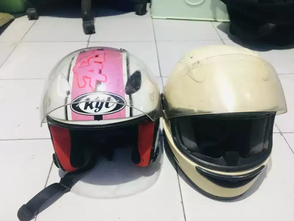 Helm kyt dan yamaha