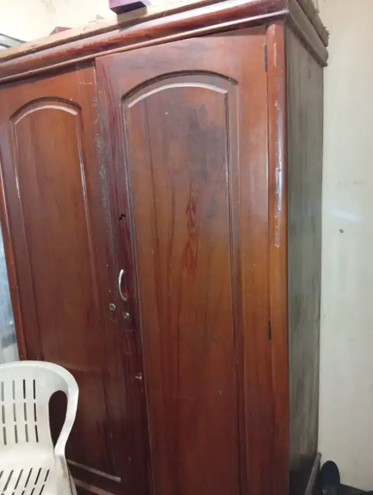 Lemari Jati Asli 2 Pintu Bekas Masih Kokoh