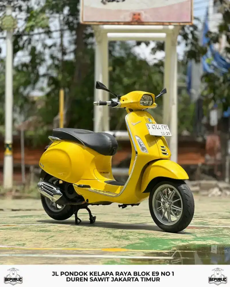 DIJUAL VESPA SPRINT 150 IGET ABS LED TH 2019 PERFECT CONDITION