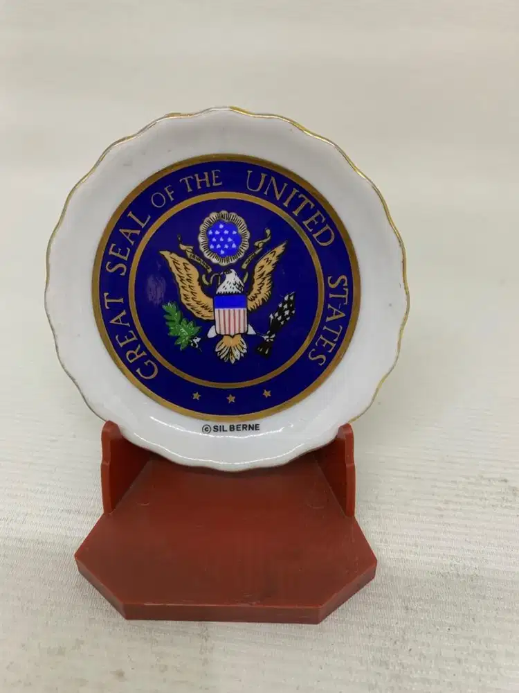 Souvenir Piring USA