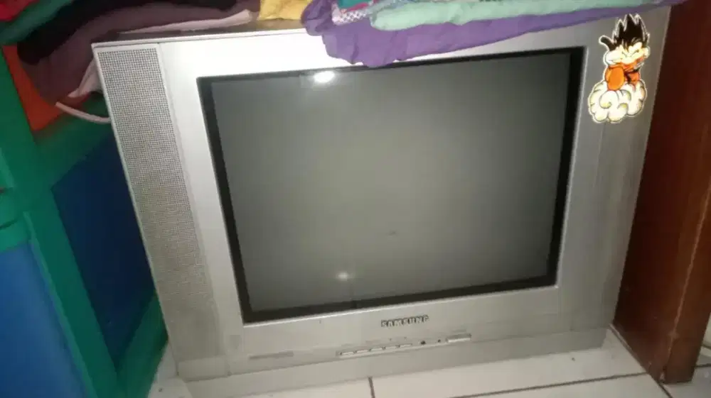 TV BEKAS [KONDISI MATI]