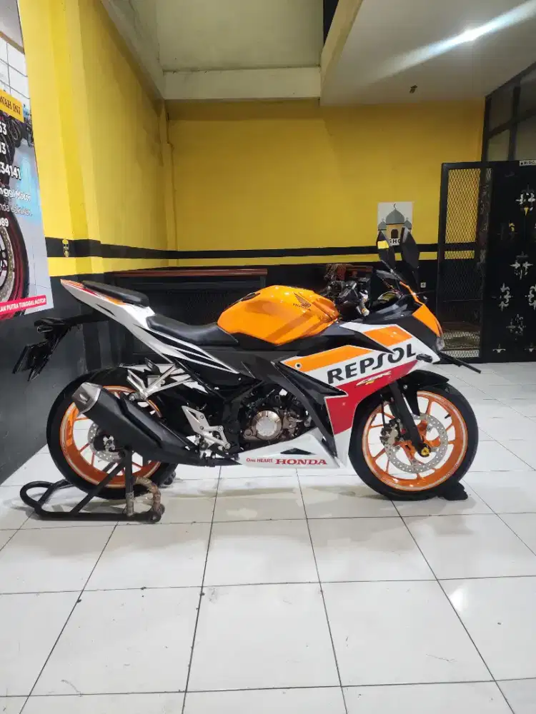 All new cbr 150 R 2016