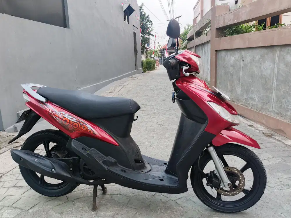 Yamaha Mio smail 2011 stater tokcer halus mulus terawat