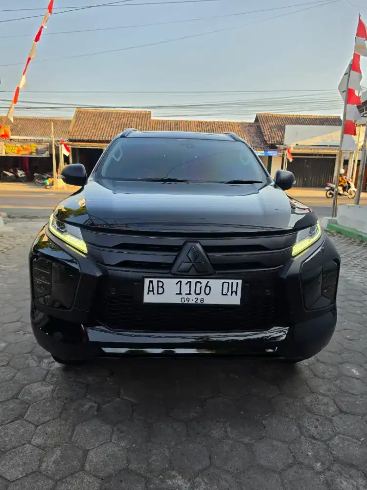 Pajero sport dakar 4x2 tahun 2023