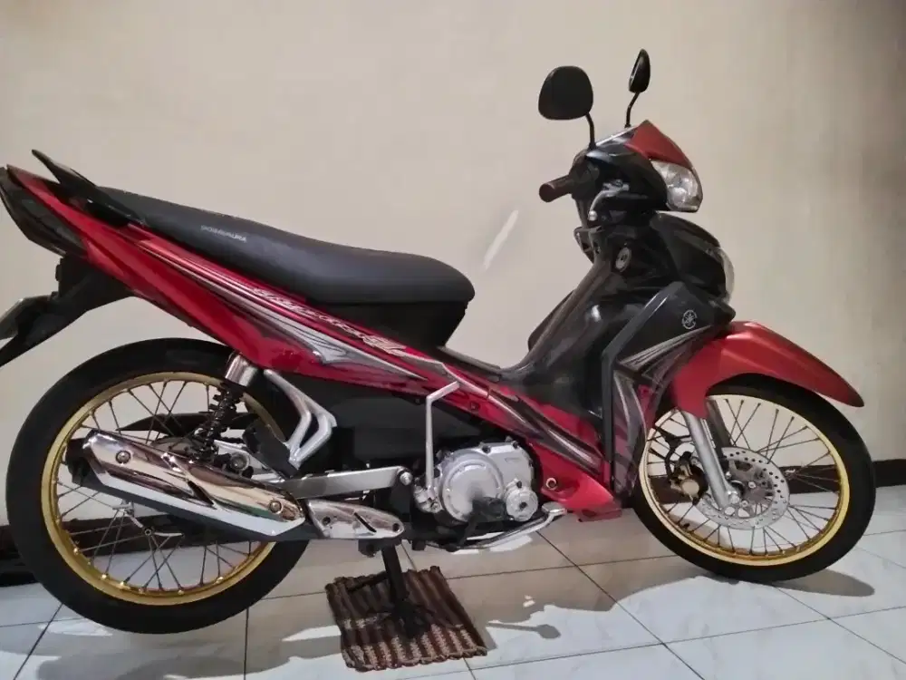 Yamaha Jupiter Z th.2012, 115cc warna merah