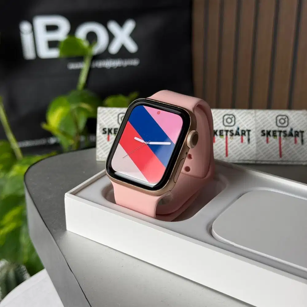 Apple Watch Series Series 5 40mm Gold iBox iwatch