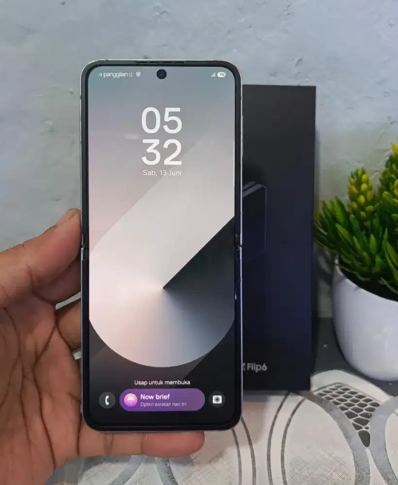 SAMSUNG Z FLIP 6 5G RAM 12/256GB ORIGINAL SEIN MULUS NORMAL FULLSHET