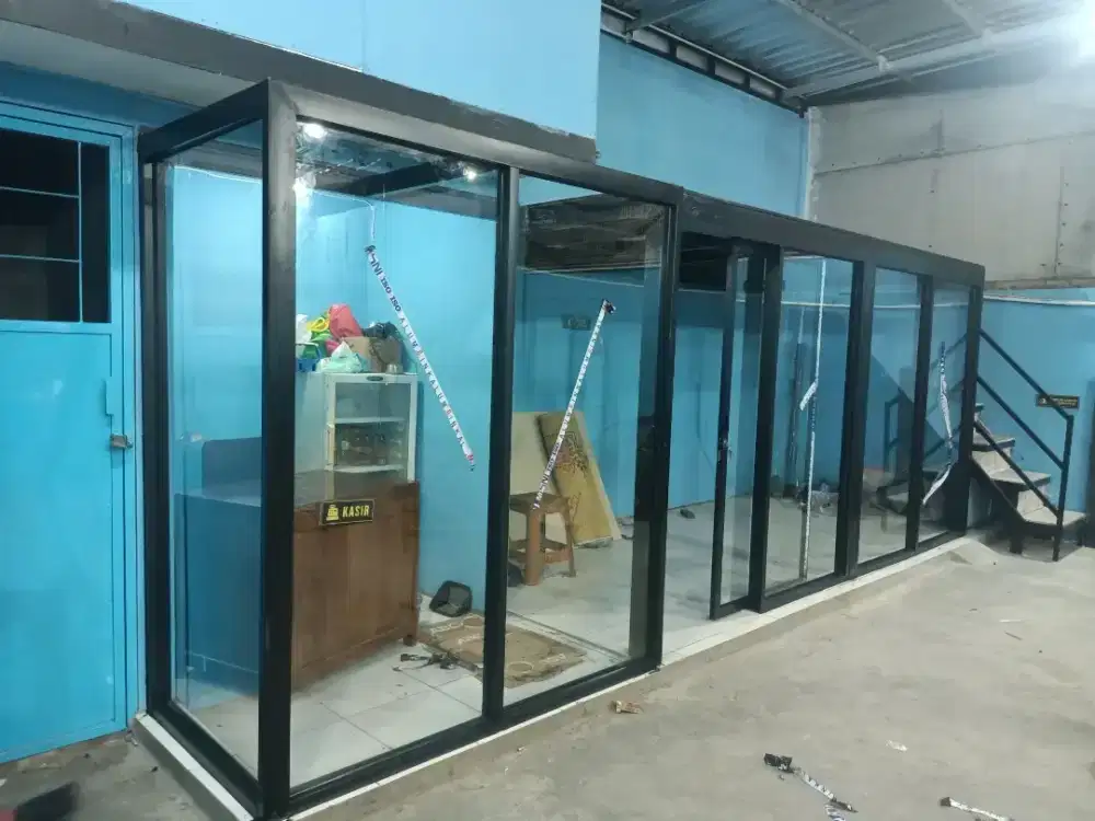 Pintu jendela aluminium kaca