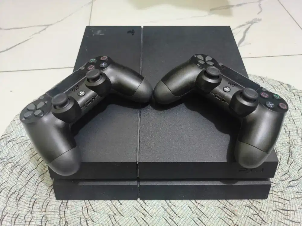 CONSOLE PS4 FAT