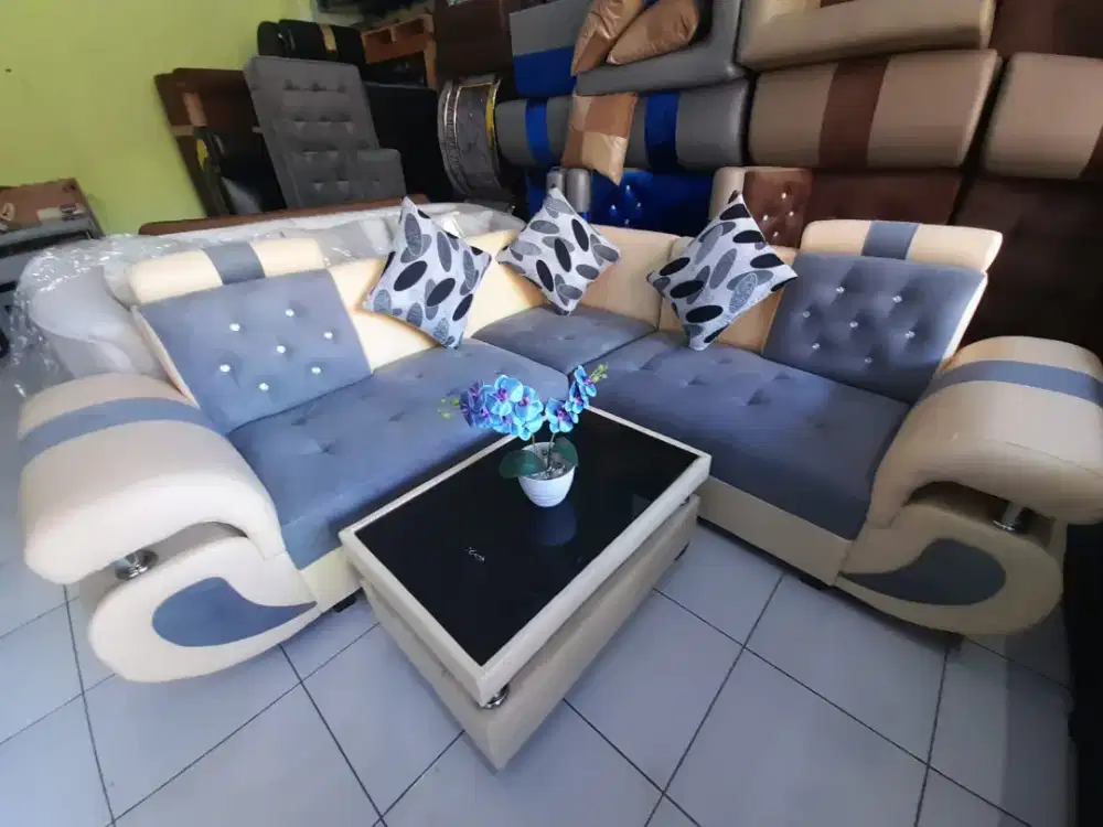 Sofa minimalis abu cream