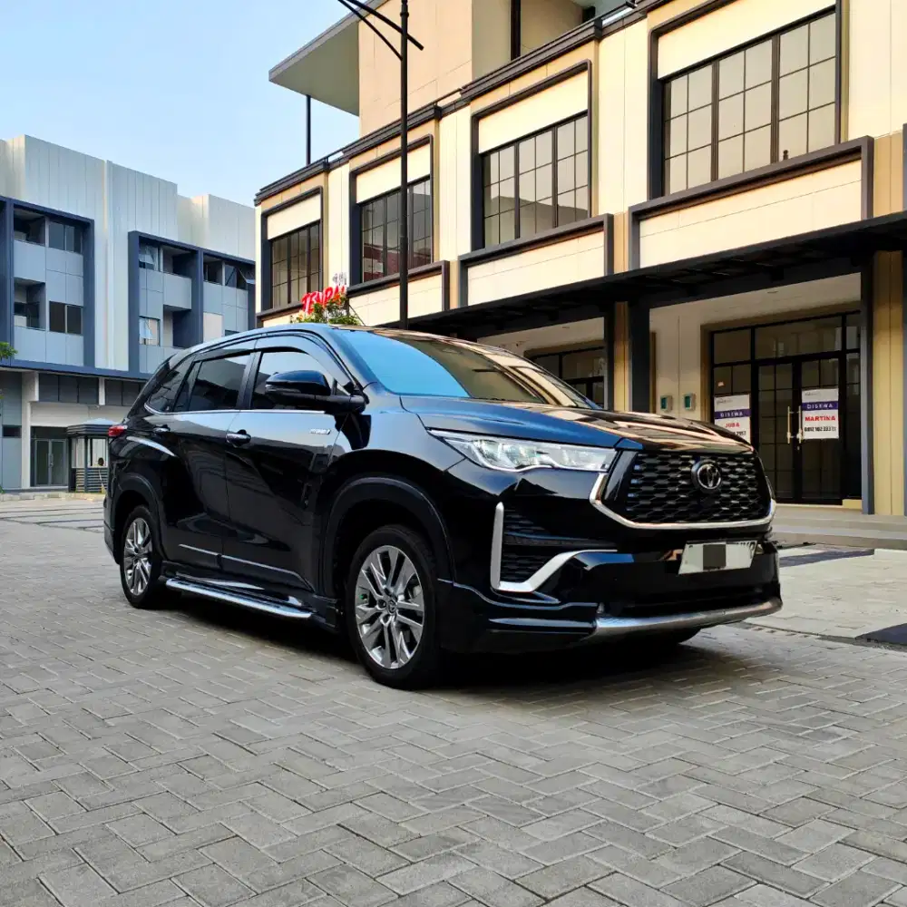 Toyota Innova zenix Q modelista hybrid 2024 terawat record resmi