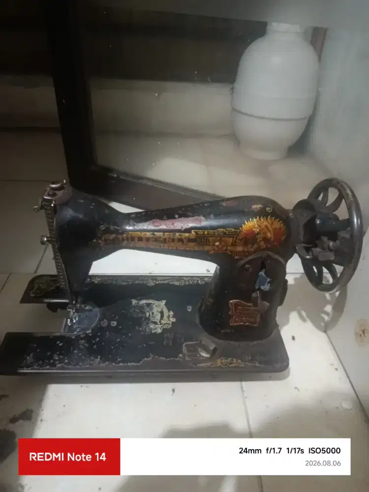 Mesin jahit butterfly vintage