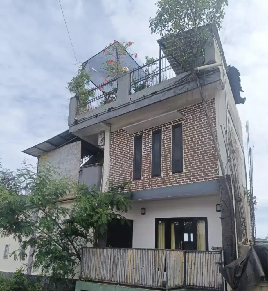 Dijual Rumah Pantai Nyanyi - 2 KT 2 KM
