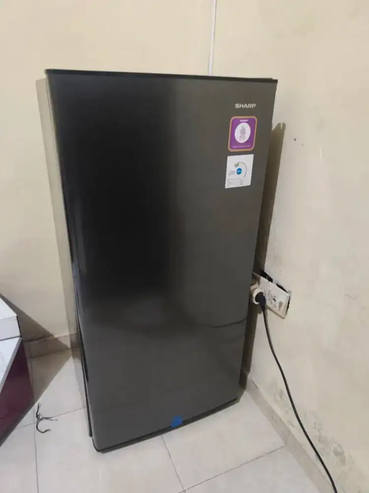 KULKAS SECOND RASA BARU SHARP MULUS