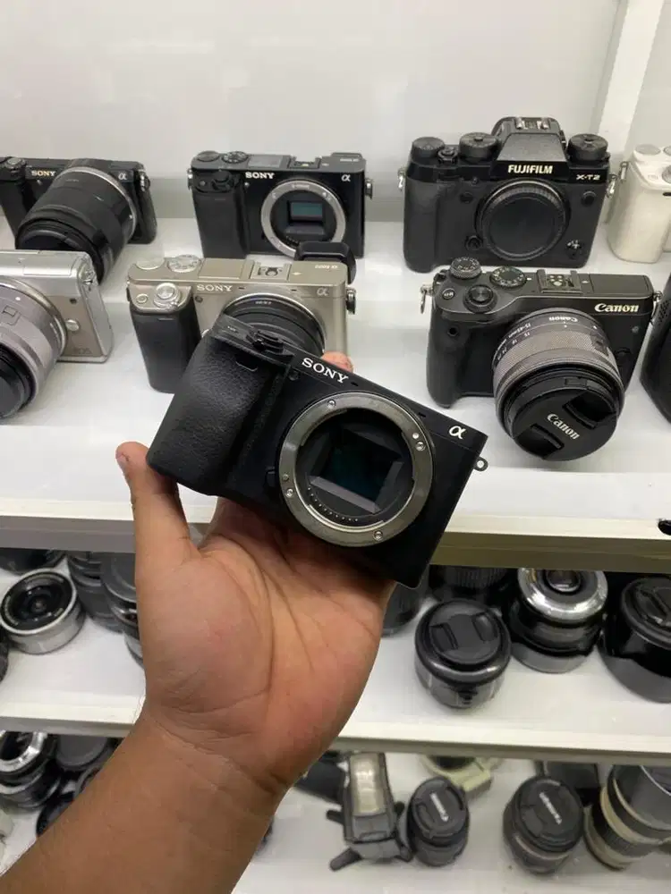 Kamera sony A6400 body only mulus normal siap pakai
