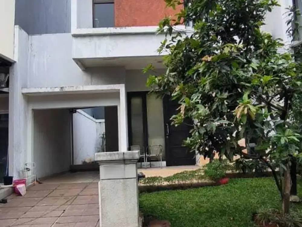 Di jual MURAH / disewakan rumah siap huni, Cluster Newton, Gading Serpong, Tangerang.