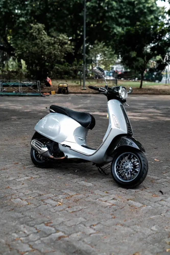 VESPA PRIMAVERA 150 IGET ONLY 2017