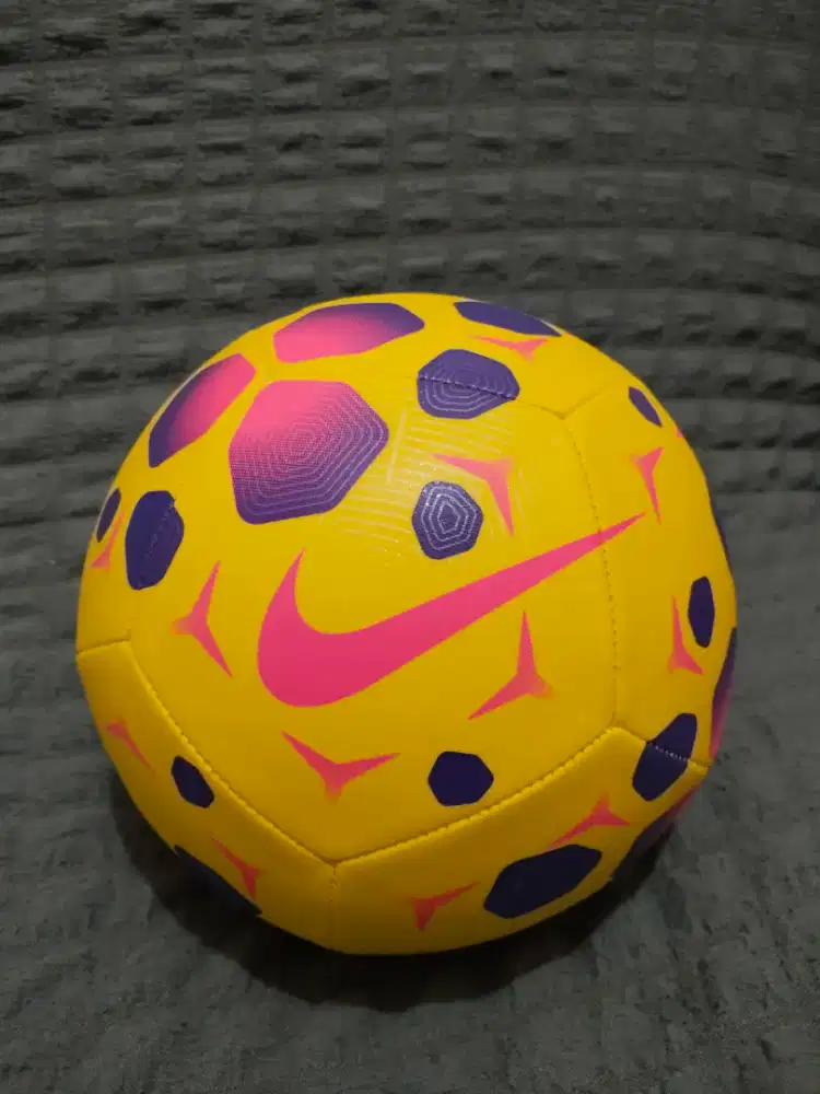 Bola Futsal / Sepak Nike Pitch Original New