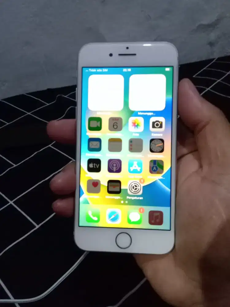 iphone 8 64 inter