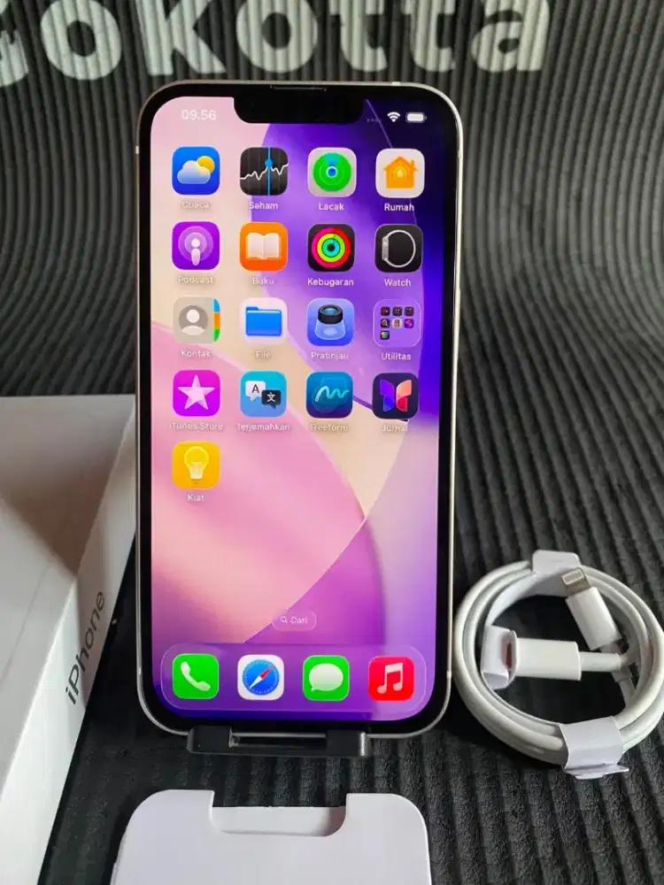 iPhone 13 128gb white