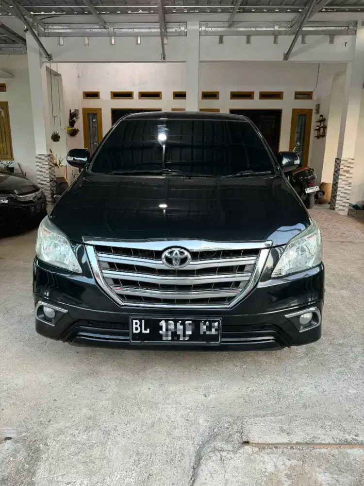 INNOVA TYPE V SOLAR MATIC TAHUN 2014