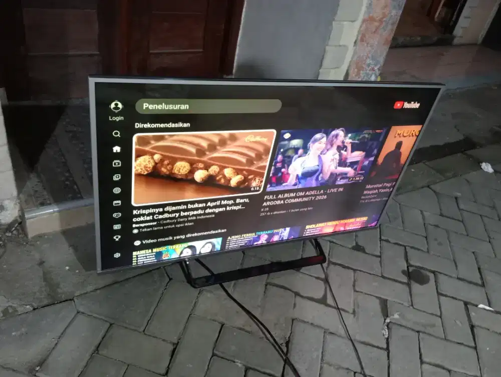 Tv LED panasonic 49 inch smrat tv masih analong minus